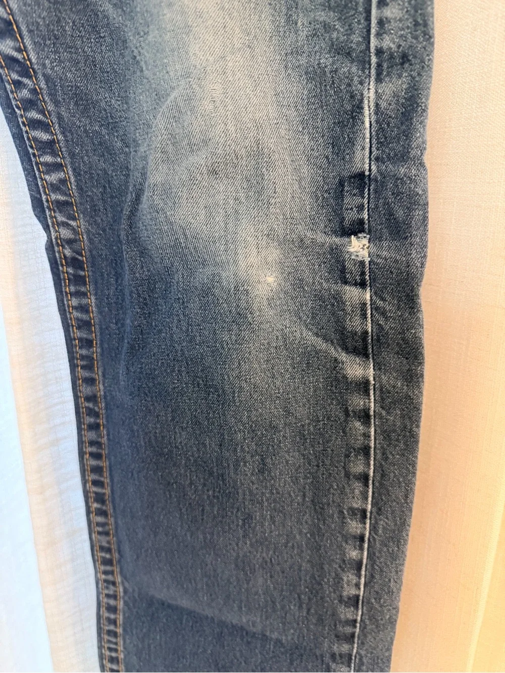 True Religion Men's Medium Blue Straight-Leg Jeans